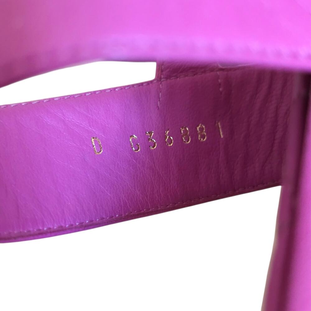 Chanel Thong Pink Quilted Leather CC Logo Sandals Chain Flat Crystal 36 5.5 - Picture 3 of 12